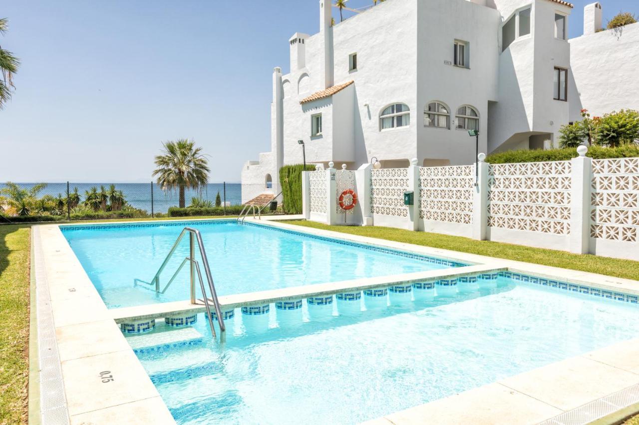 Front Sea View Apartment Estepona Exterior foto