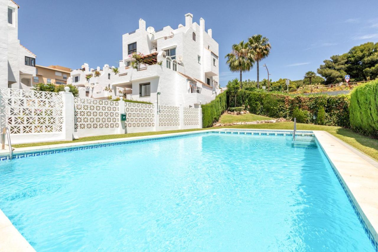 Front Sea View Apartment Estepona Exterior foto